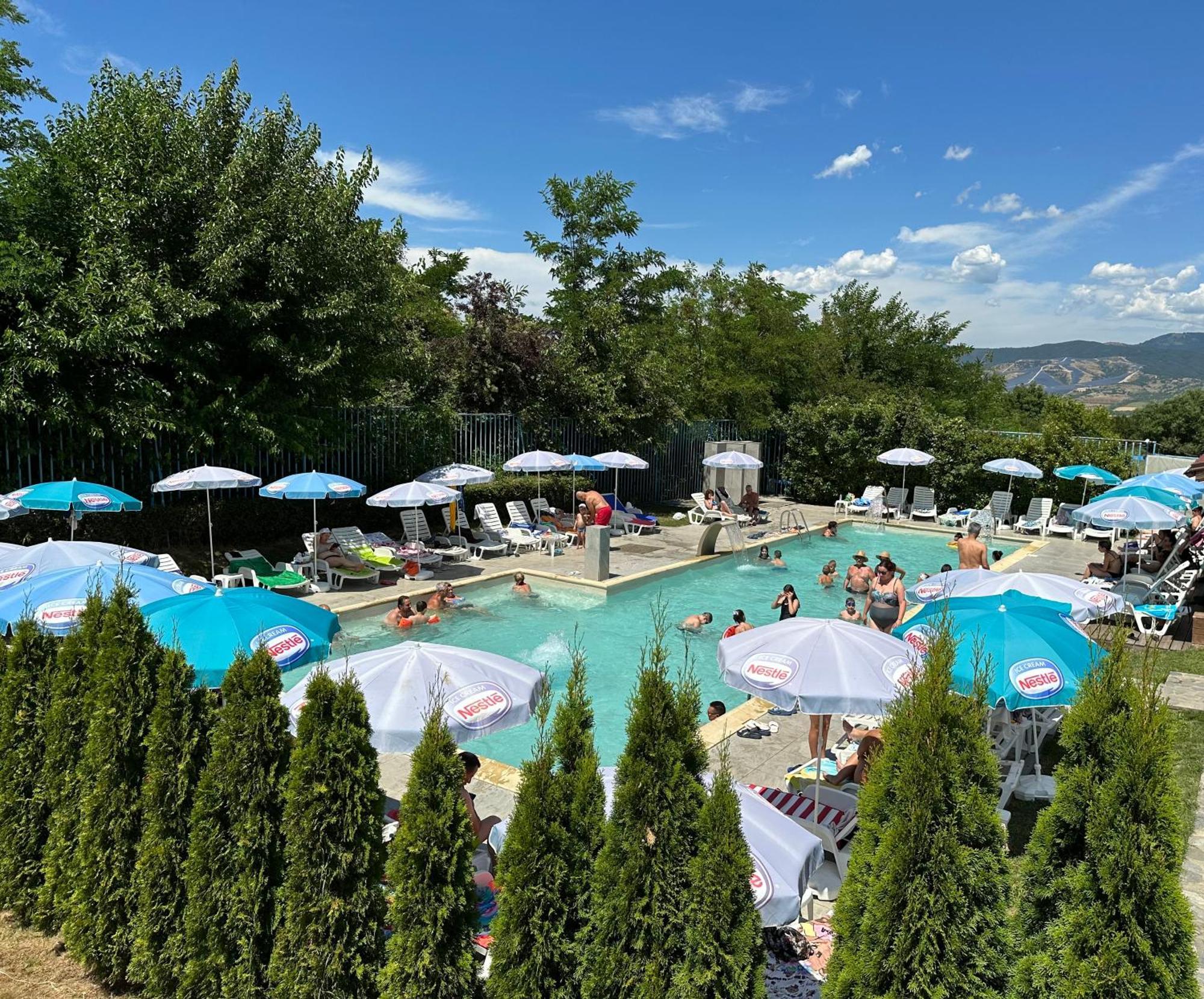 7 Lakes Camping Sapareva Banya Exterior foto